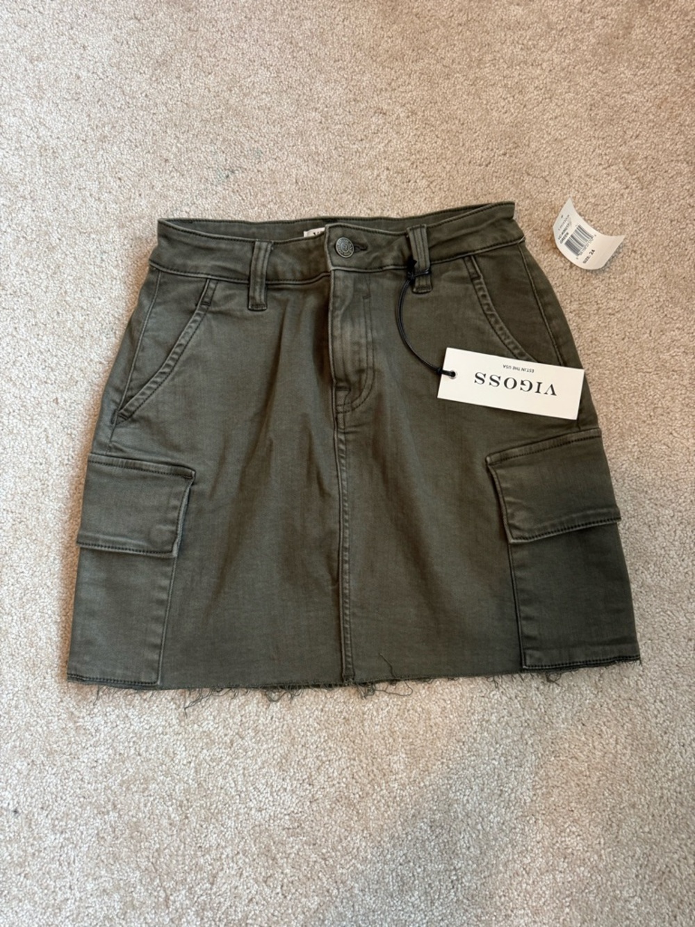 Vigoss Olive Cargo Skirt 24 NWT